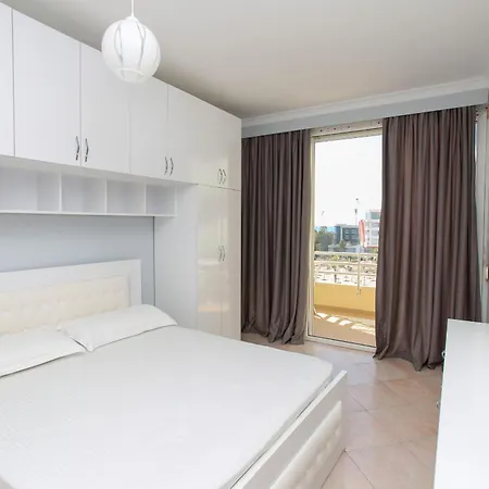 Lägenhet Amara Sea View Aparments Lungomare *