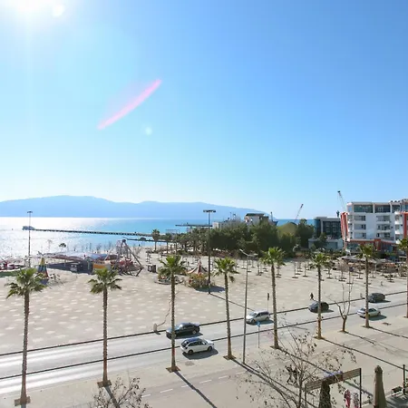 Amara Sea View Aparments Lungomare