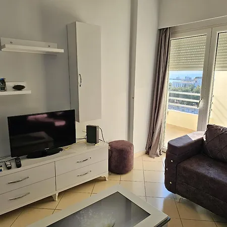 Amara Sea View Aparments Lungomare Влёра