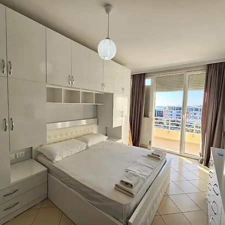 Amara Sea View Aparments Lungomare
